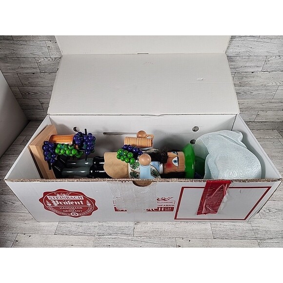 Vintage STEINBACH Nutcracker Winemaker with Tankard & Grapes 18" Wooden w/ Box - Picture 10 of 10